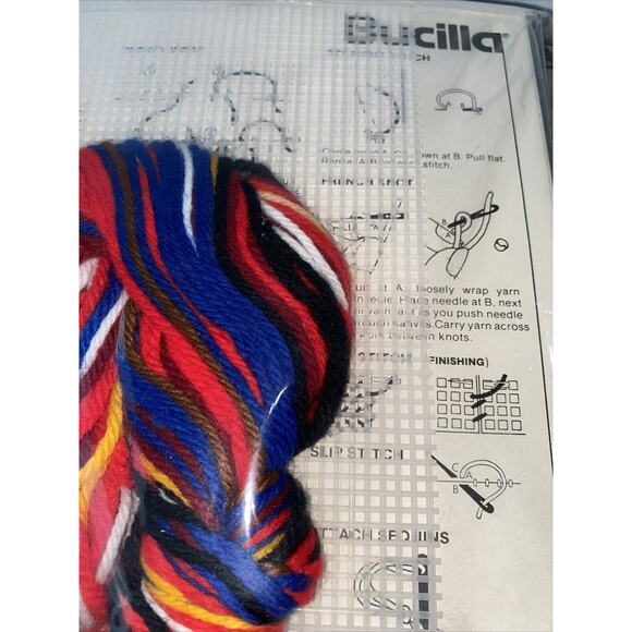 Bucilla Vintage Bottle Lot Of 7 Cover Christmas Toy Soldier Kit 6511 Wine Decor - Picture 8 of 10